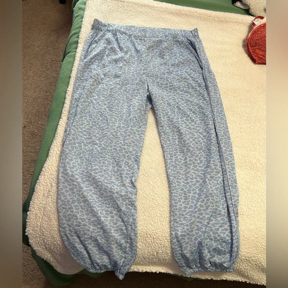 Aerie Satin PJ Set - Picture 3 of 5